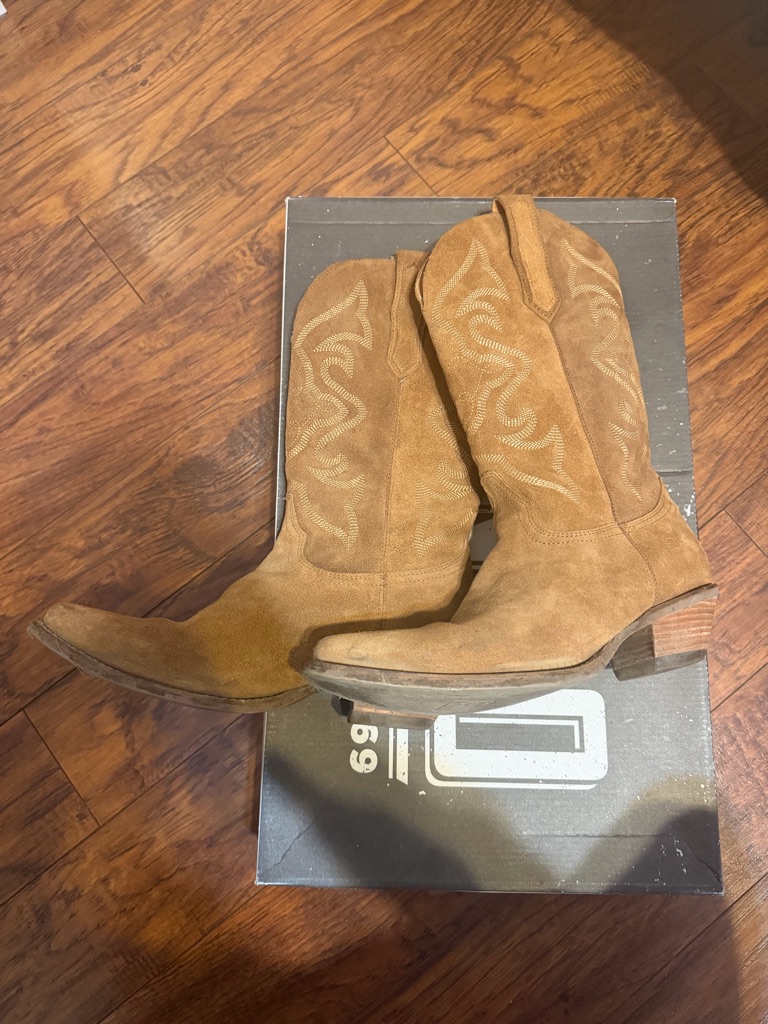 Dingo Out West Cowboy Boots